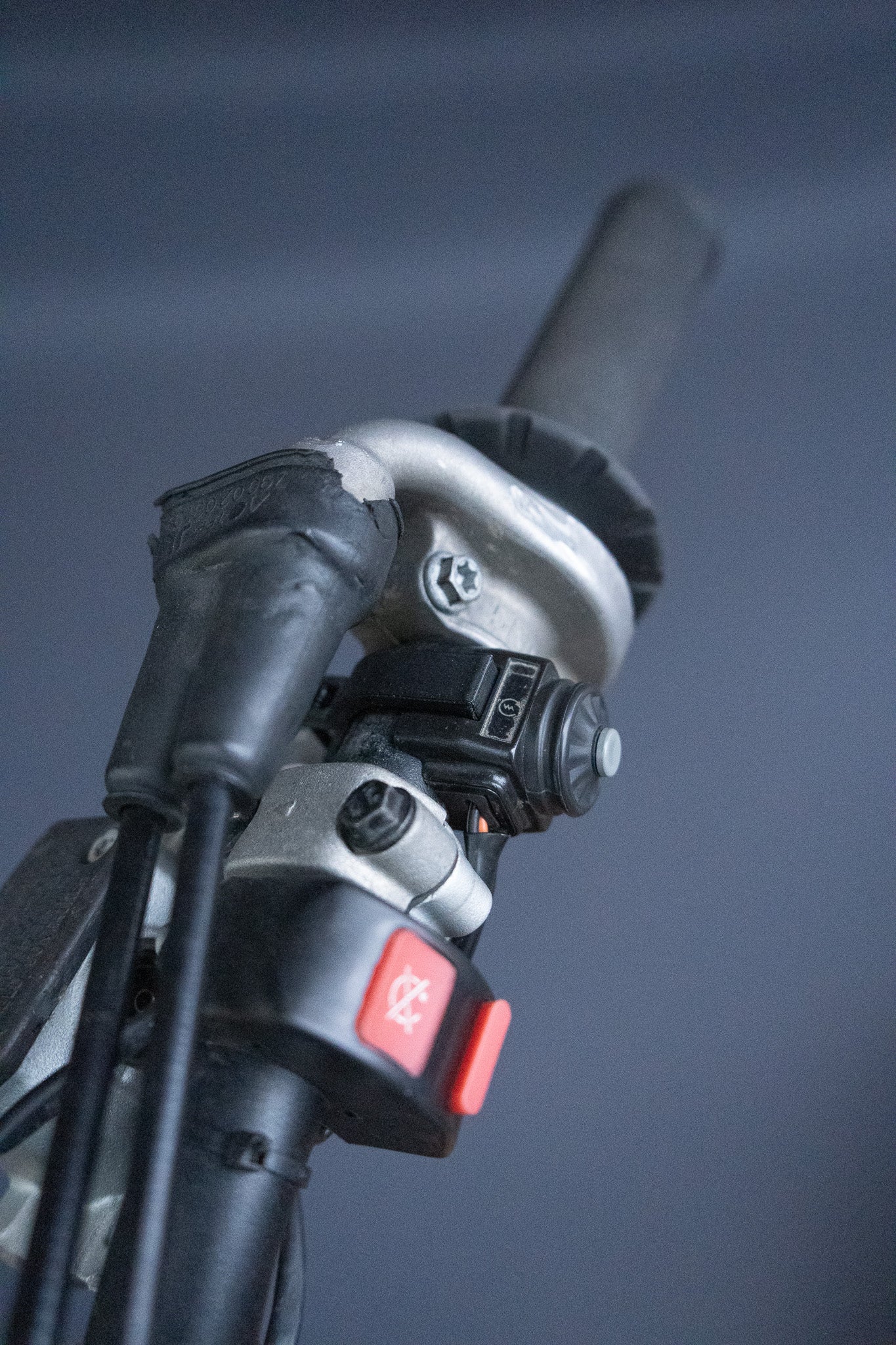 Clip Halter für E-starter/ Killswitch